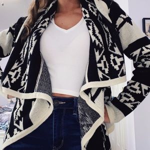 Moon Collection Small Black & White Sweater/Shrug